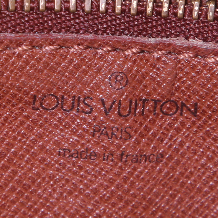 Louis Vuitton Trocadéro shoulder bag in beige epi leather - Detail D3