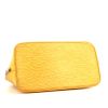 Louis Vuitton Alma handbag in yellow epi leather - Detail D4 thumbnail