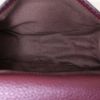 Bolso bandolera Chloé Marcie mini en cuero granulado color burdeos - Detail D2 thumbnail