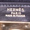 Bolso de mano Hermes Kelly 32 cm en cuero swift negro - Detail D4 thumbnail