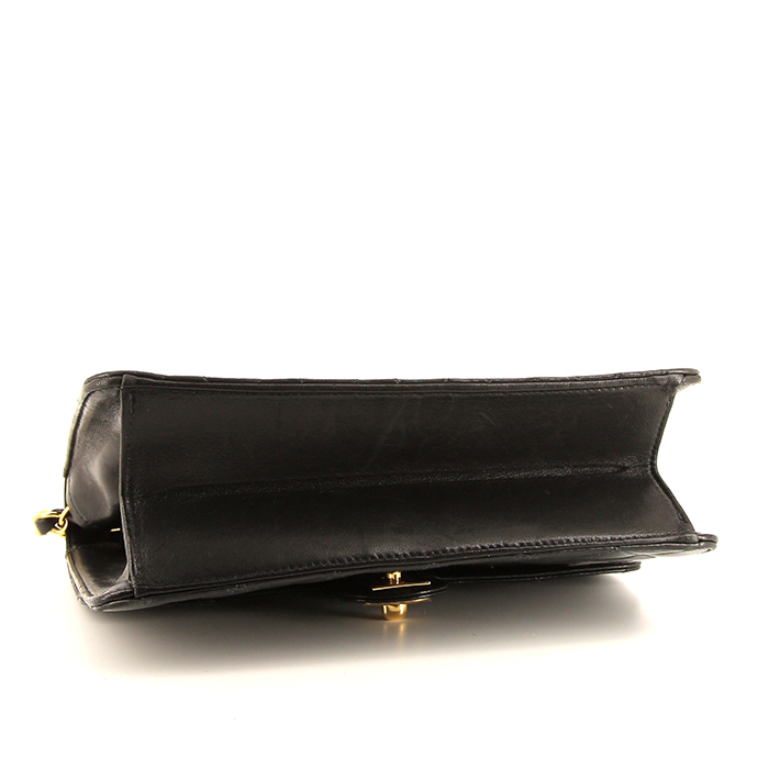 Chanel Timeless handbag in black quilted leather - Detail D4