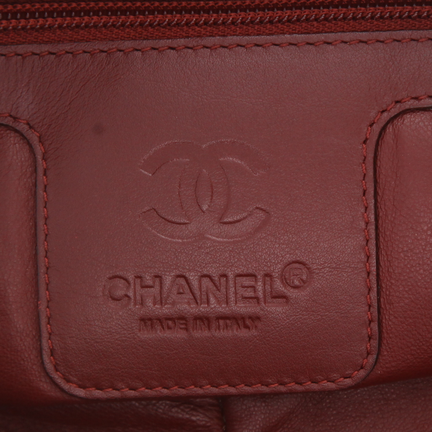 Sac à main Chanel Coco Cocoon en cuir matelassé doré - Detail D2