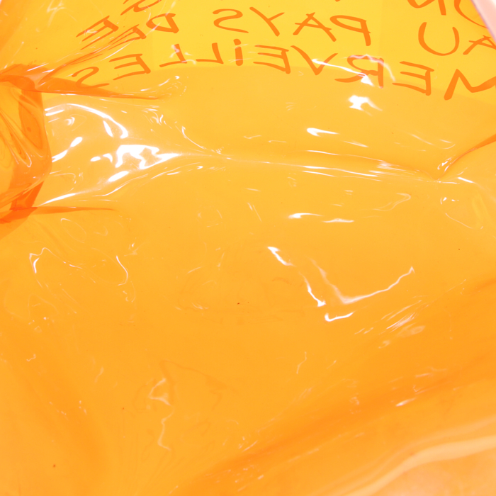 Hermès  Kelly Plastic handbag  in orange vinyl - Detail D2