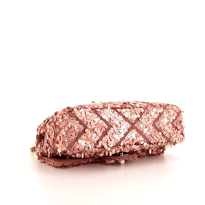 Chanel Timeless handbag in pink paillette - Detail D5