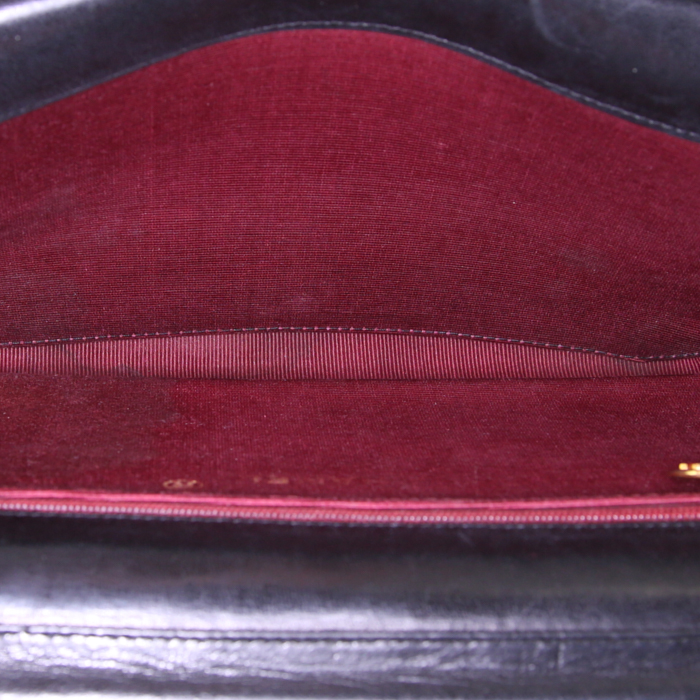 Sac à main Chanel Vintage en cuir matelassé noir - Detail D2