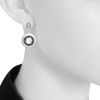 Paire de pendants d'oreilles Bulgari Astrale en or blanc et céramique noire - Detail D1 thumbnail