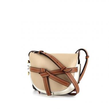 Sac bandoulière Loewe Gate en cuir beige blanc et marron