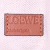 Bolso de mano Loewe Puzzle  en cuero color oro - Detail D4 thumbnail