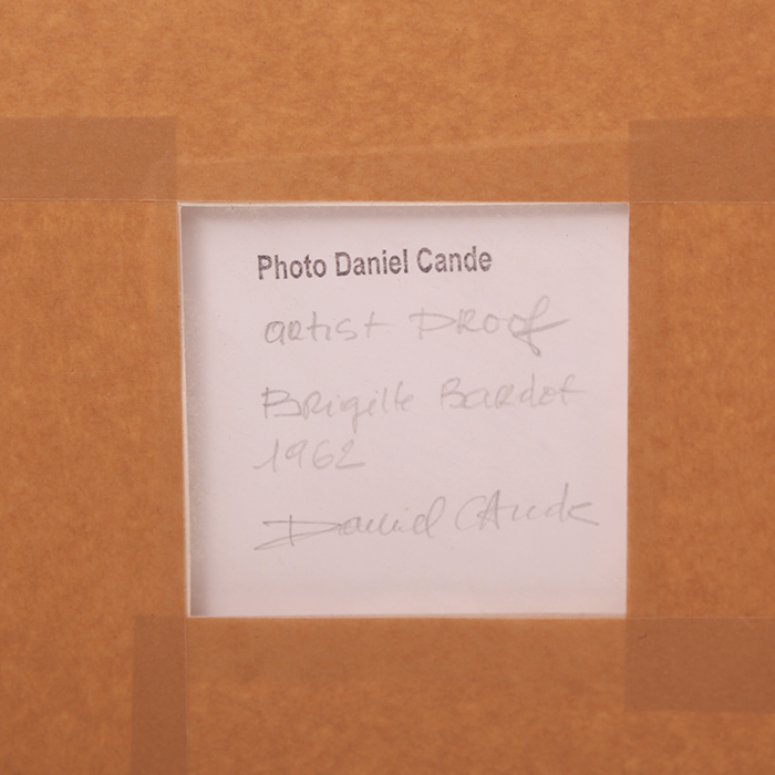 Daniel Cande, "Brigide Bardot", photographie encadrée et signée, de 1962 - Detail D2