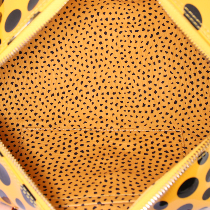 Borsa Louis Vuitton Papillon in pelle verniciata monogram gialla e nera motivo a pois e pelle naturale - Detail D2