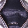 Bolsito de mano Chanel Vintage en cuero acolchado negro - Detail D2 thumbnail