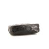 Bolsito de mano Chanel Vintage en cuero acolchado negro - Detail D4 thumbnail