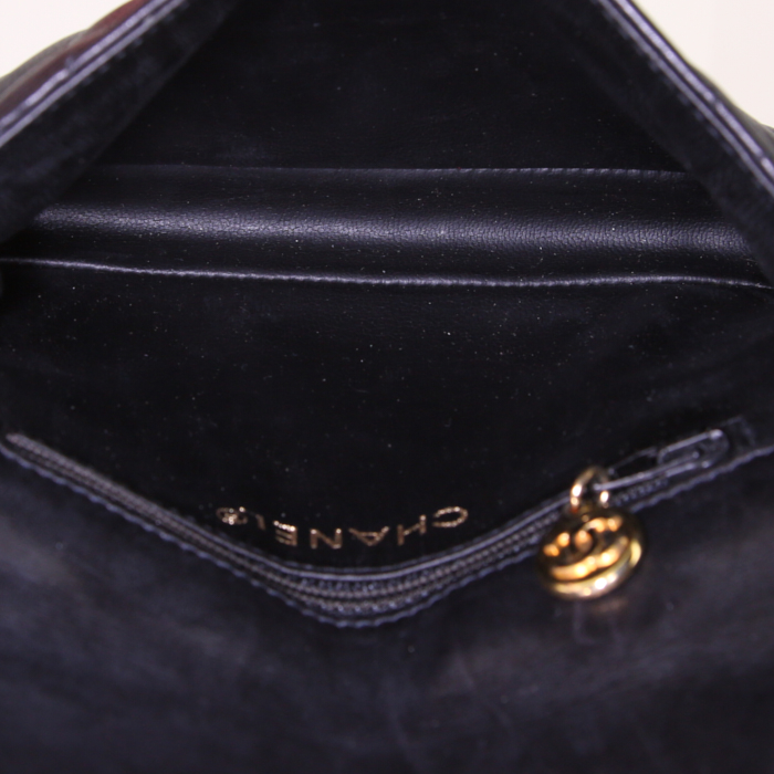 Chanel Pochette ceinture clutch-belt in black quilted leather - Detail D2