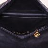 Bolsito-cinturón Chanel Pochette ceinture en cuero acolchado negro - Detail D2 thumbnail