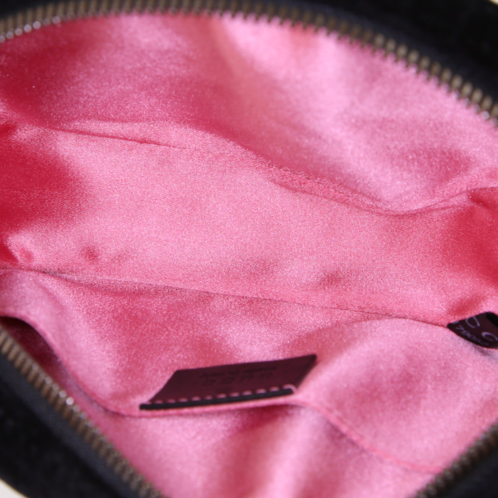 Pochette-ceinture Gucci GG Marmont en velours matelassé noir et cuir noir - Detail D2
