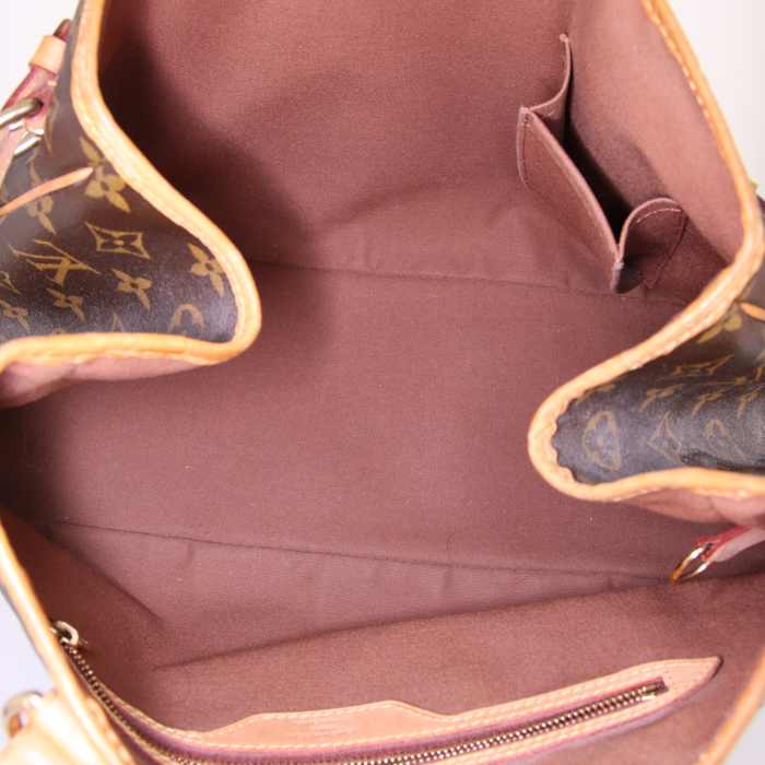 Sac à main Louis Vuitton Batignolles en toile monogram marron et cuir naturel - Detail D2