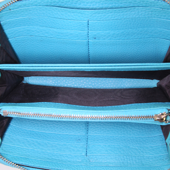 Billetera Gucci en cuero granulado azul - Detail D2