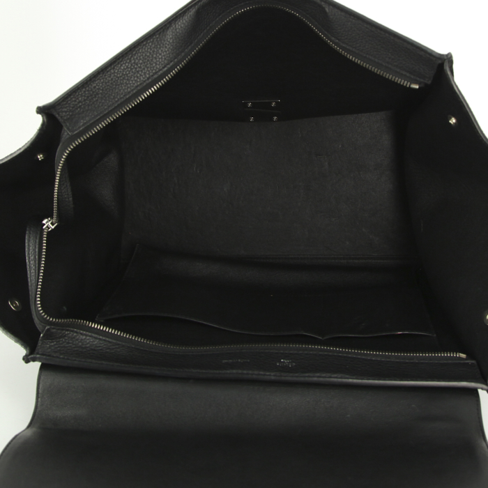 Celine Trapeze large model handbag in black leather and black suede - Detail D2