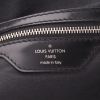 Bolso bandolera Louis Vuitton  Messenger en cuero taiga negro - Detail D2 thumbnail