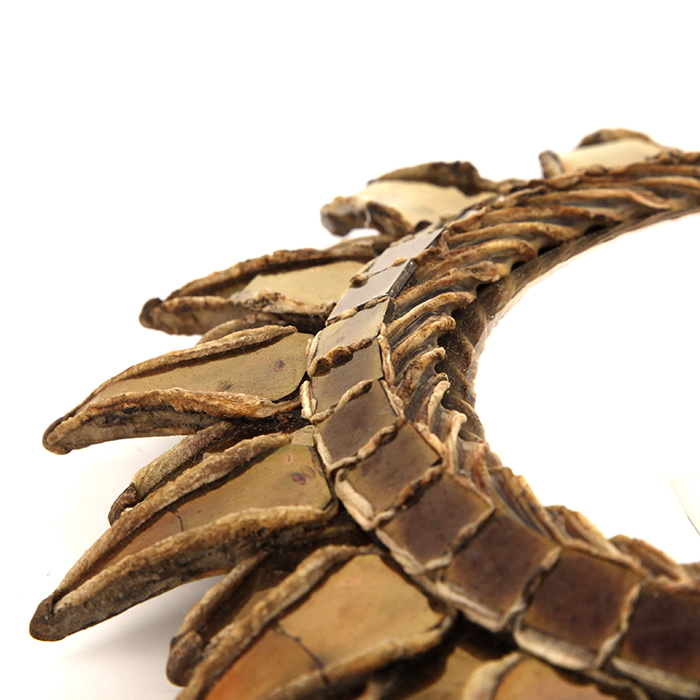 Line Vautrin, "Soleil à pointes",(sun with spikes), model n°2,  in talosel with mirrors inlayed, from the 1955’s, signed - Detail D1