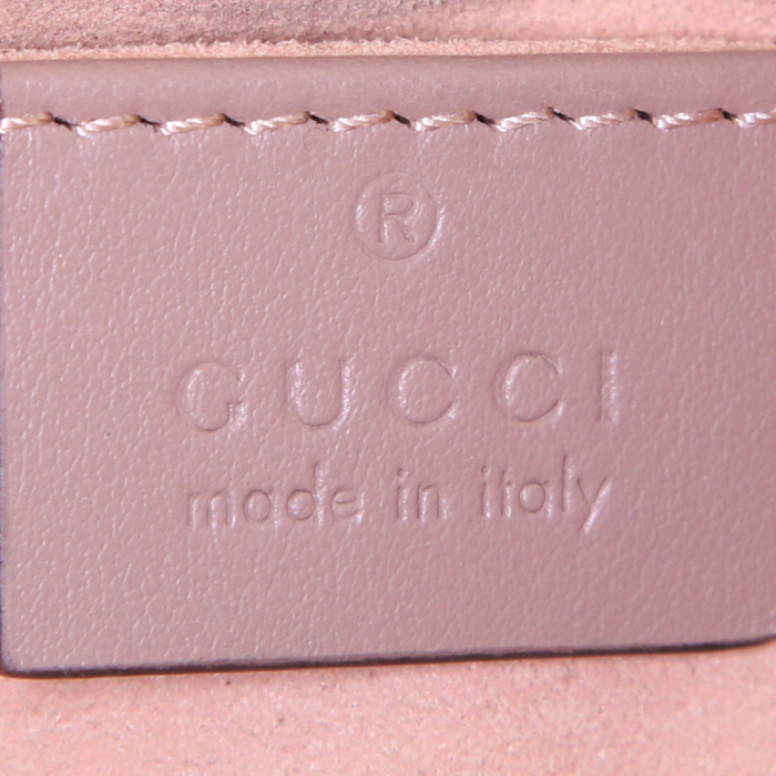Borsa a tracolla Gucci GG Marmont mini in pelle trapuntata beige con decori geometrici - Detail D4