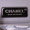 Bolso de mano Chanel Timeless jumbo en piel de pitón gris - Detail D4 thumbnail