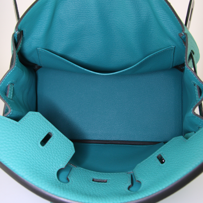 Bolso de mano Hermes Birkin 25 cm en cuero togo Vert Veronese - Detail D2