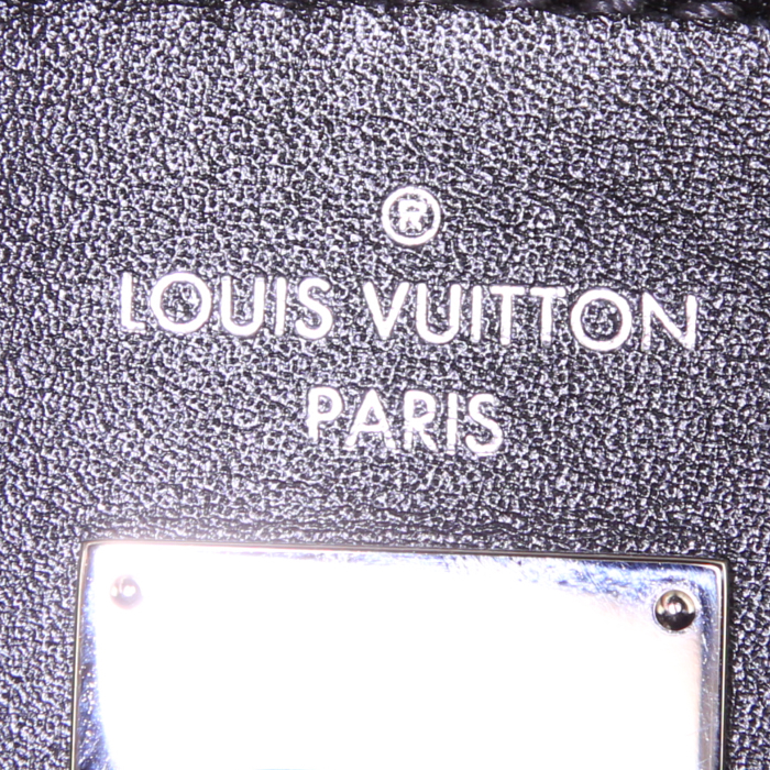 Louis Vuitton City Steamer medium model handbag in black leather - Detail D3