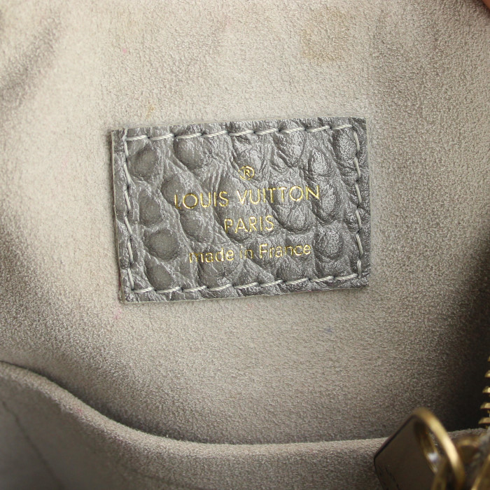 Bolso de mano Louis Vuitton en lona denim Monogram gris y cuero gris - Detail D3