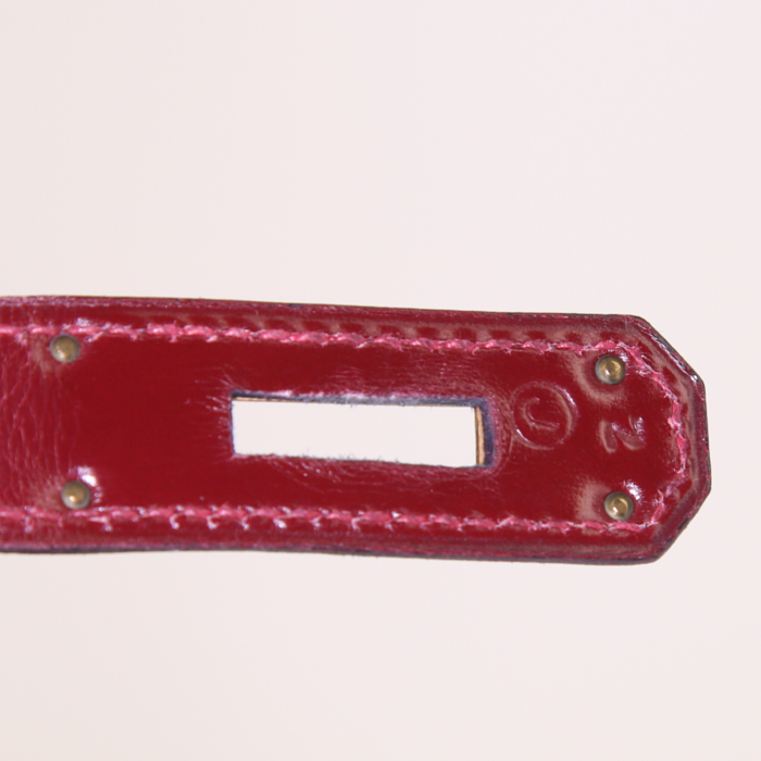 Hermes Kelly 32 cm handbag in burgundy box leather - Detail D5