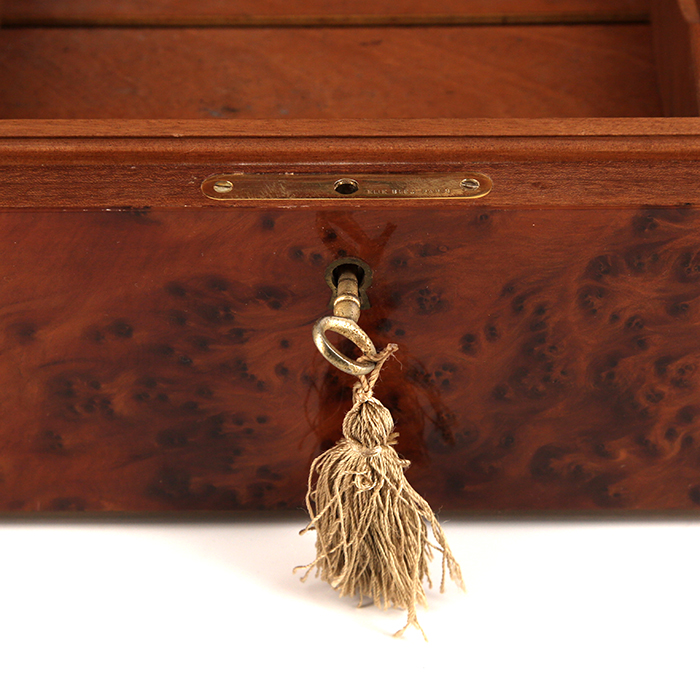Elie Bleu, cigar humidor for 110 cigars, in amboina, from the 1990's - Detail D3