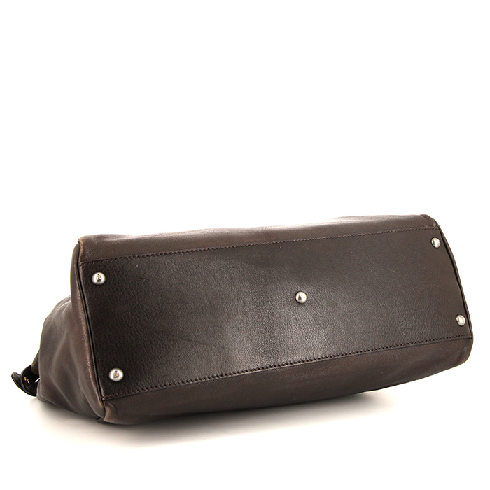 Sac à main Fendi  Peekaboo grand modèle  en cuir marron - Detail D5