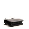 Valentino Rockstud shoulder bag in black leather - Detail D5 thumbnail