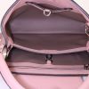 Louis Vuitton Capucines medium model handbag in pink grained leather - Detail D3 thumbnail