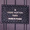 Bolso bandolera Louis Vuitton Metis en cuero monogram huella negro - Detail D4 thumbnail