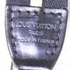 Pochette Louis Vuitton Pochette accessoires en cuir épi noir - Detail D3 thumbnail