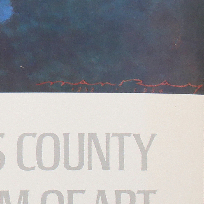 Man Ray, rare vintage poster after "A l’heure des observatoires - les amoureux" realized for his retrospective at the Los Angeles County Museum of Art, of 1966 - Detail D2
