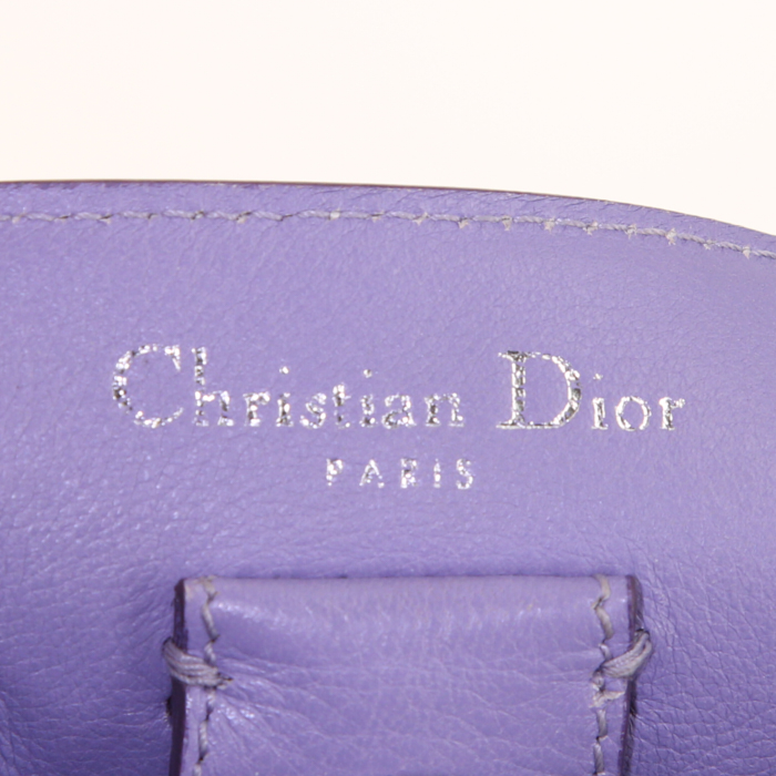 Sac cabas Dior Diorissimo grand modèle en cuir gris - Detail D4