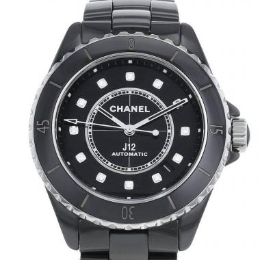 Chanel J12 watch in ceramic Ref:  H5702 Circa  2019