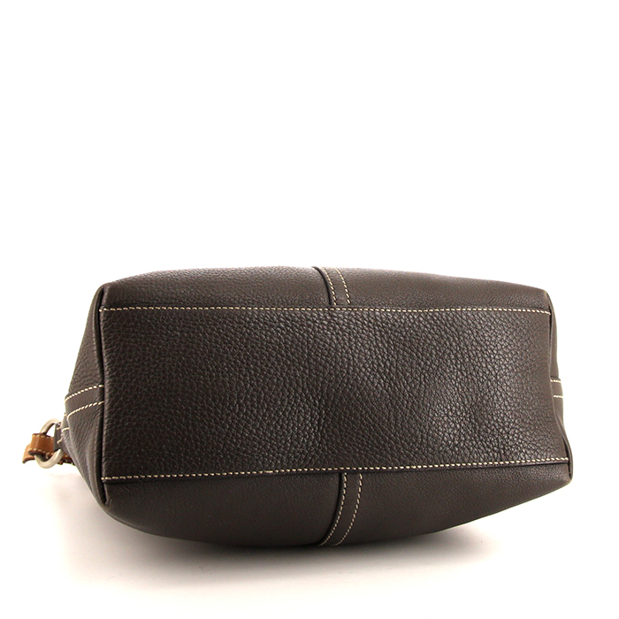 Prada handbag in grey leather - Detail D4