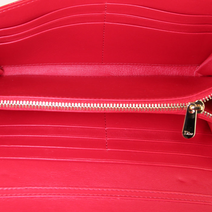 Bolso/bolsito Dior Lady Dior Rendez-vous en charol acolchado rojo - Detail D3