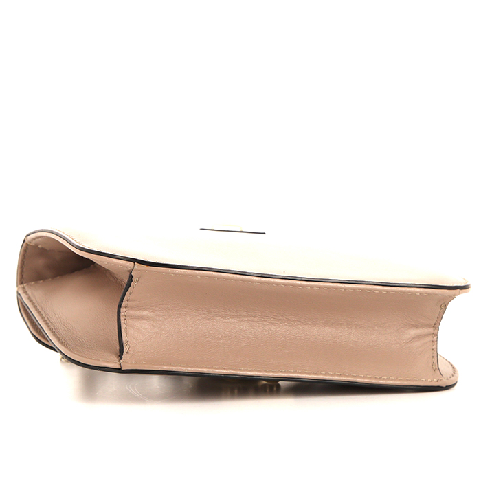 Borsa a tracolla Valentino Rockstud Lock modello medio in pelle nude decorazioni con borchie - Detail D5