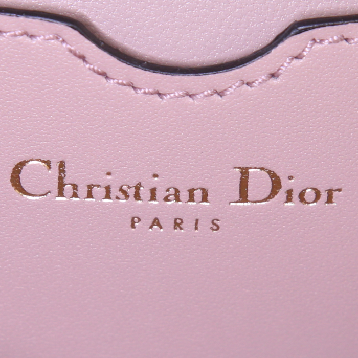 Pochette Dior en cuir rose-poudre - Detail D3