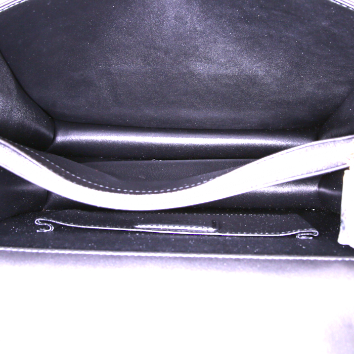 Bulgari handbag in cream color and black bicolor leather - Detail D3