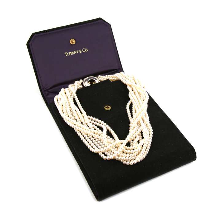 Tiffany & Co Paloma Picasso necklace in pearls,  silver and yellow gold - Detail D2