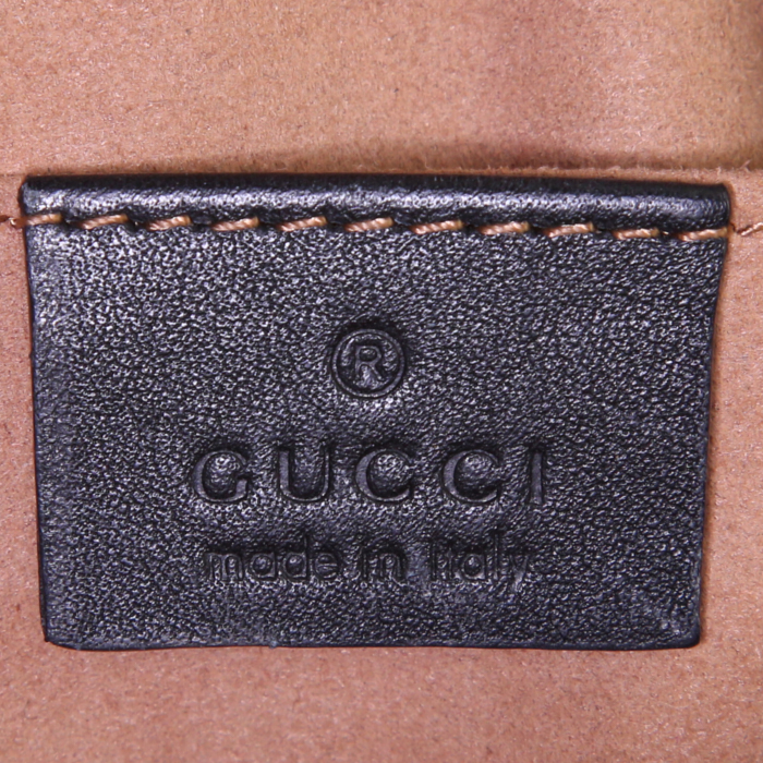 Bolsito-cinturón Gucci GG Marmont clutch-belt en cuero acolchado con motivos de espigas negro - Detail D3