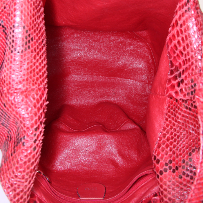 Shopping bag Gucci Bamboo in pitone rosso e nero e bambù - Detail D3
