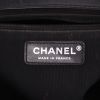 Bolso bandolera Chanel  Boy en cuero acolchado negro - Detail D2 thumbnail