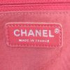 Chanel Boy handbag in red quilted leather - Detail D4 thumbnail