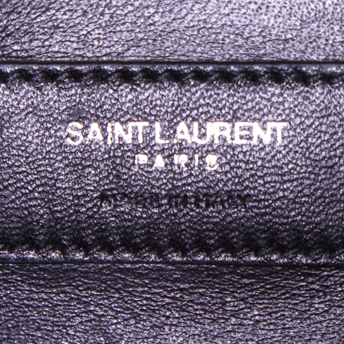 Sac bandoulière Saint Laurent Kate en cuir grainé vert-olive - Detail D3